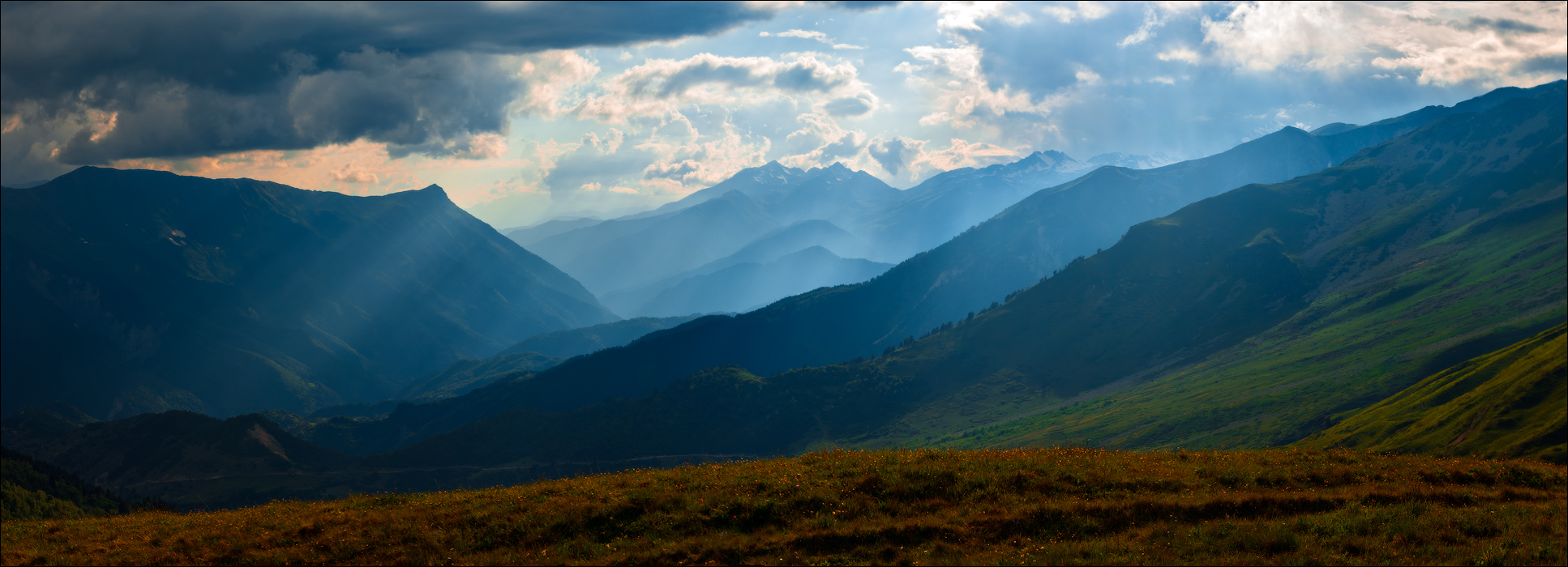 LND4933 Panorama