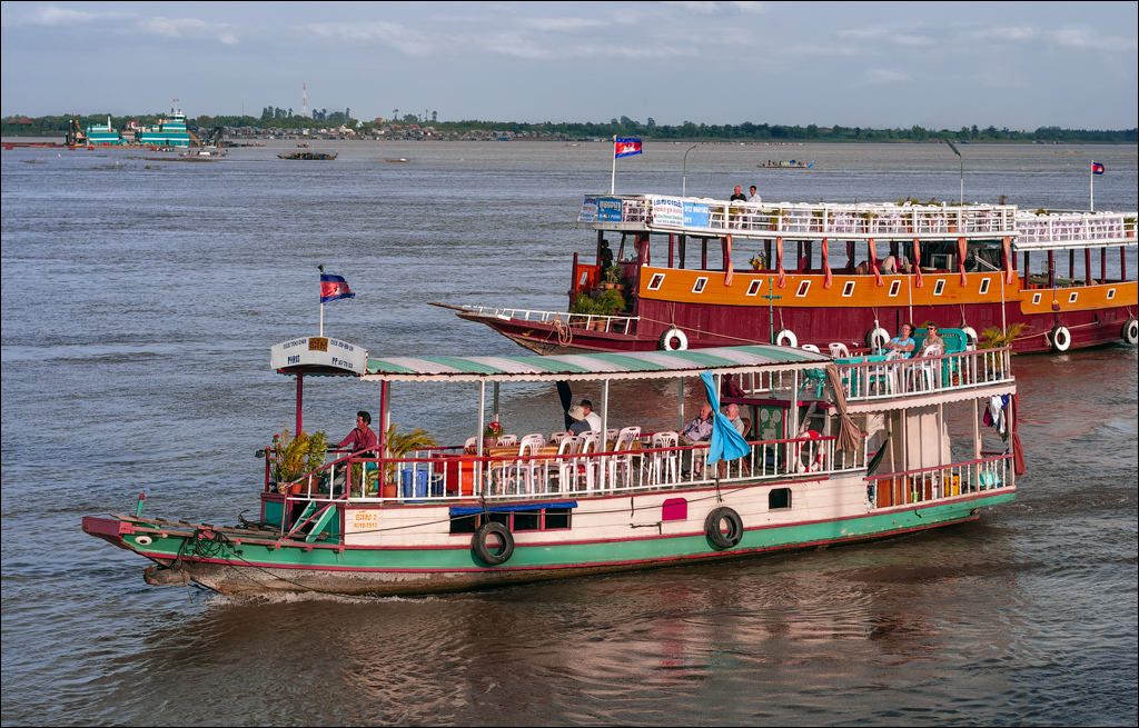 PhnomPehn TonleSap Nov2009 033