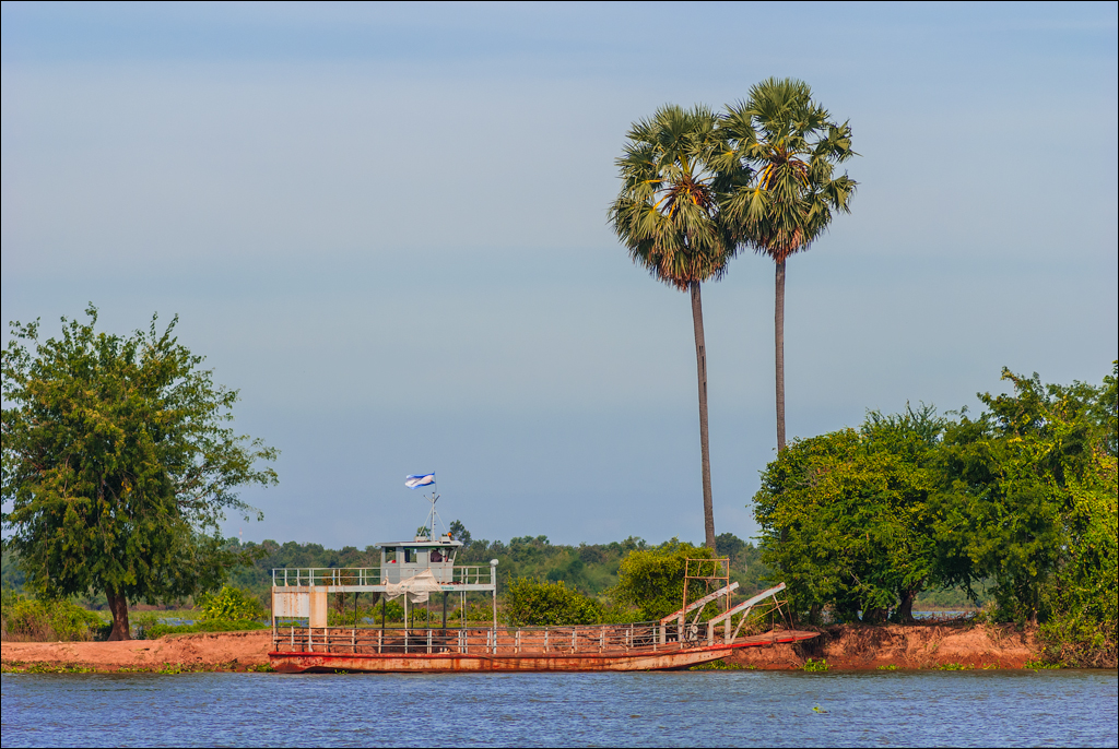 PhnomPehn TonleSap Nov2009 058