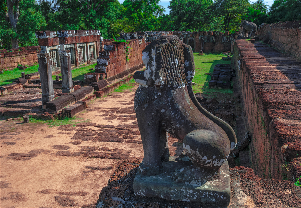 MinorTemples Appsaras Nov2009 013
