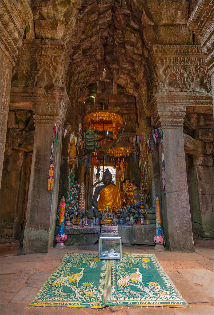 MinorTemples Appsaras Nov2009 030