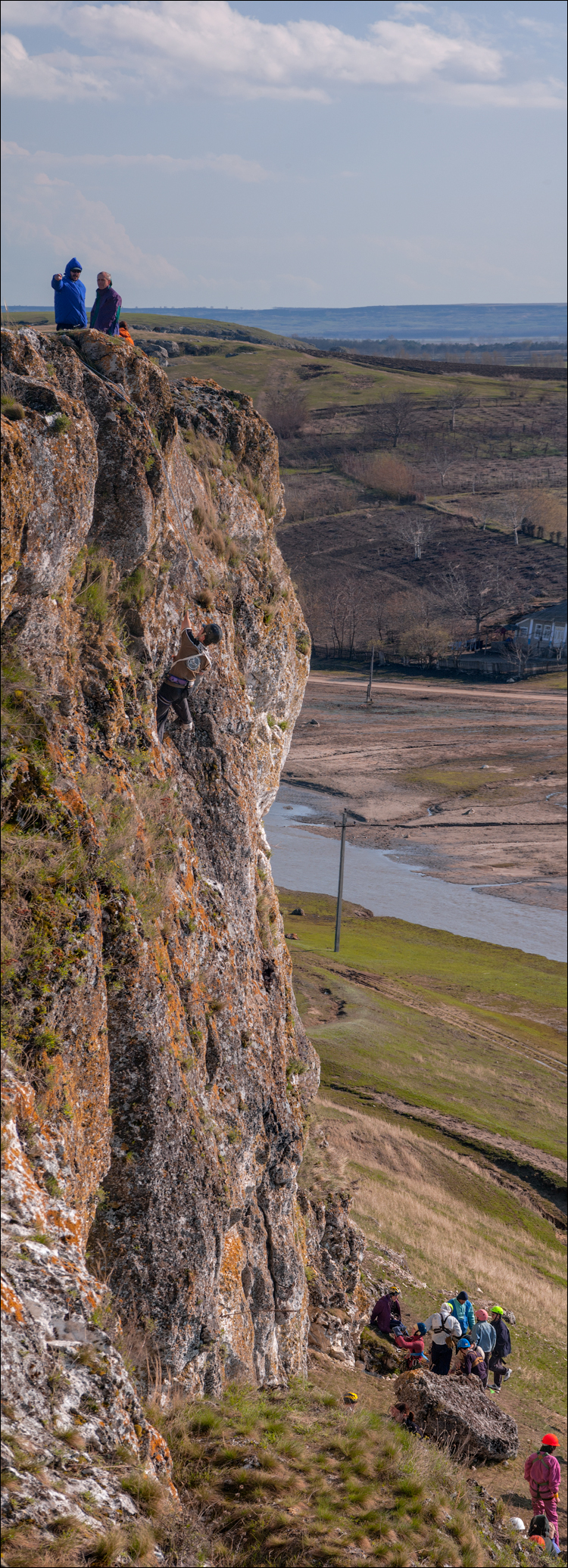 Cobani 2006 20060415039